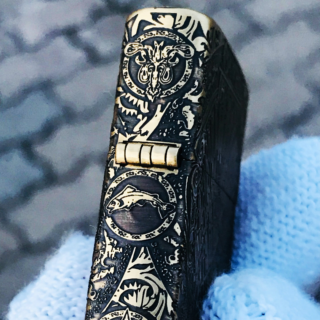Zippo Game of Thrones The Iron Throne Golden Engraved Brass Lighter