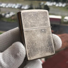 Load image into Gallery viewer, Zippo General MacArthur Silver Engraved Lighter
